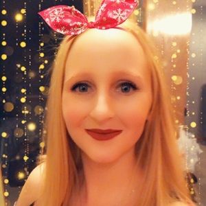 Meet your Posher, Deanna